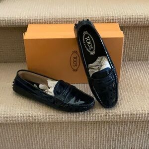 Tod's Navy Moccasin Driving Shoe never worn